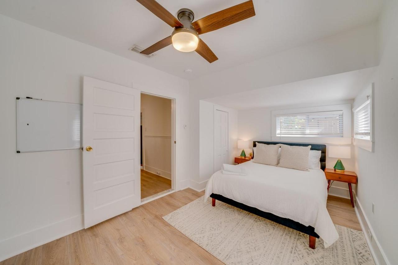 Updated Early 1900S 2Br Cottage Walking Distance To Downtown With Onsite Parking 圣奥古斯丁 外观 照片
